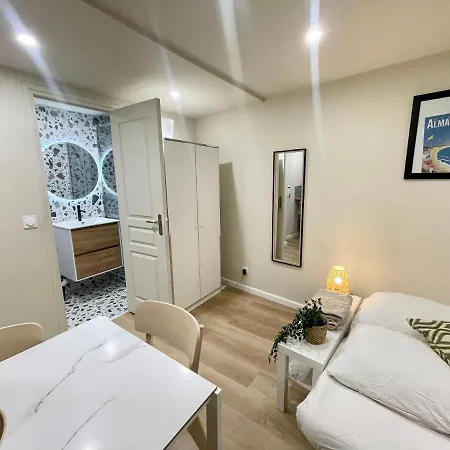 Appartement Palmiers, Coeur De Sur Le Parcours Des Arts Hyères